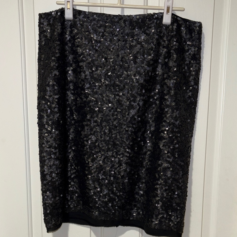 Talbots Black Sequin Pencil Skirt. Women’s size 16. LNWOT